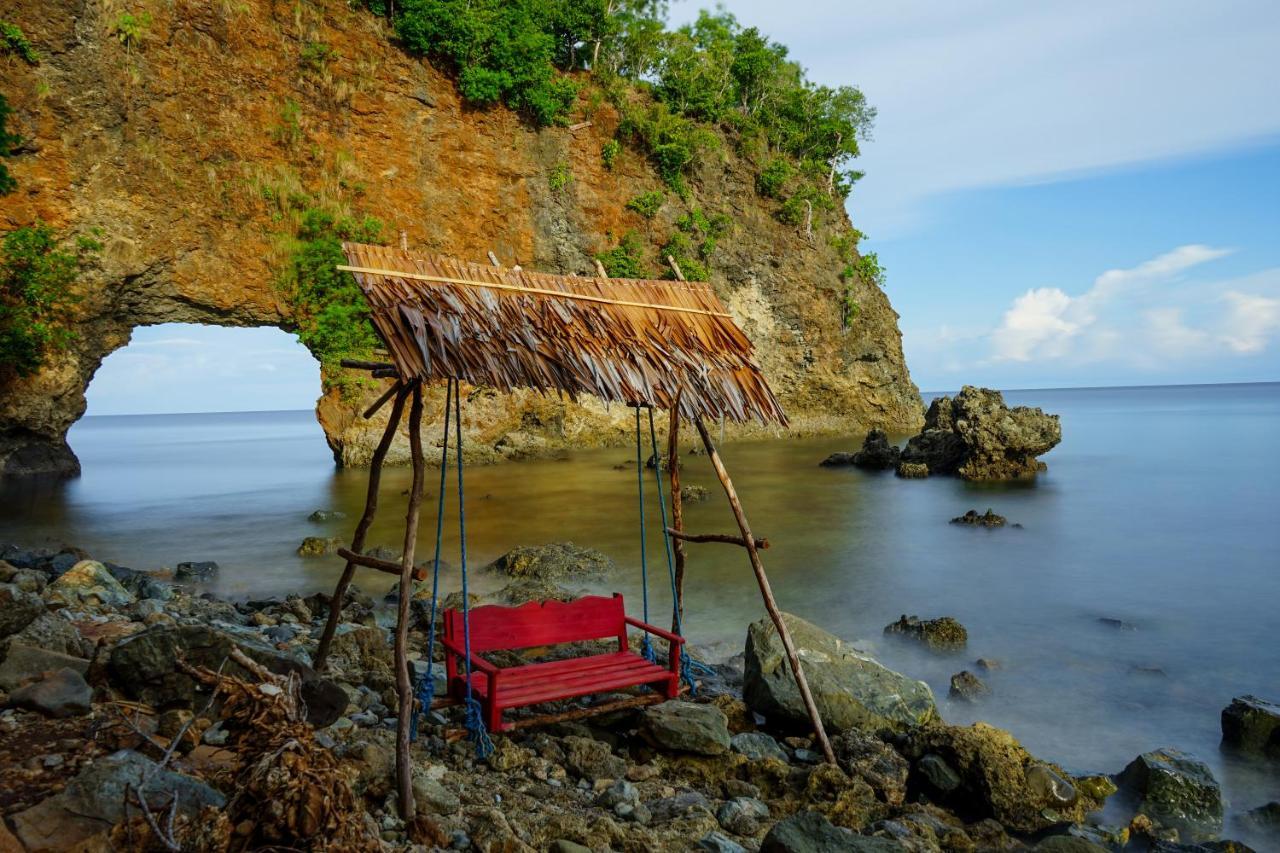 Hotel Santika Premiere Ambon Exterior foto